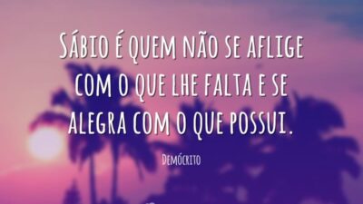 Se alegra com o que possui