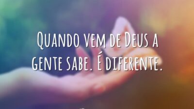 É diferente