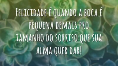 Felicidade é quando a boca é pequena demais pro tamanho do sorriso&hellip;