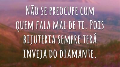 Não se preocupe com quem fala mal de ti. Pois bijuteria sempre&hellip;