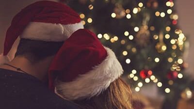 30 mensagens de Natal para namorado que vão iluminar o coração dele