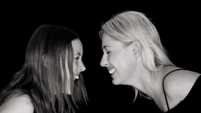 65 legendas para foto com mãe que demonstram seu amor por ela
