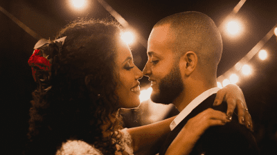 35 mensagens de casamento para amigos que vão demonstrar apoio