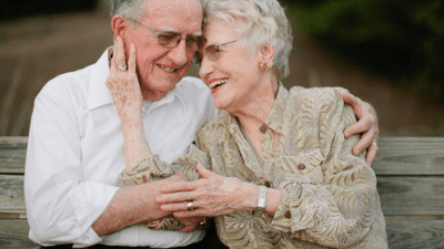 55 frases de sentimentos de amor para transbordar o coração