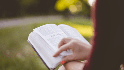 25 mensagens bíblicas para jovens que guiarão sua vida