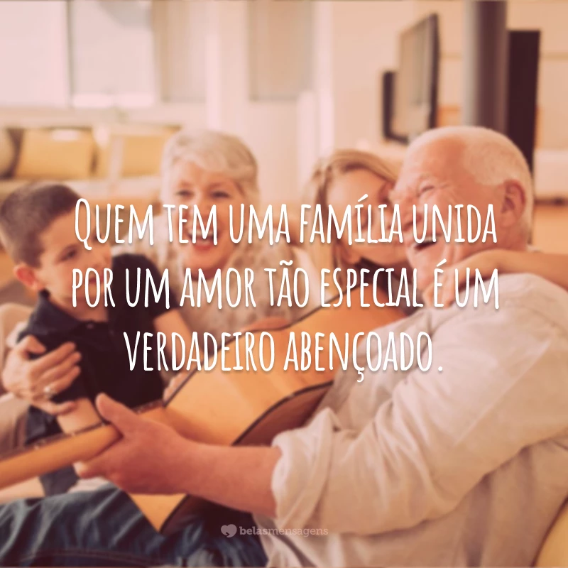 Quem tem uma família unida por um amor tão especial é um verdadeiro abençoado. Lute também pela felicidade da sua e vai ver que será recompensado.