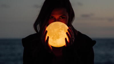 50 frases sobre a lua para despertar sua loba interior