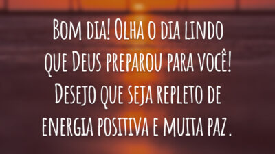 Bom dia! Olha o dia lindo que Deus preparou para você! Desejo que seja repleto de energia positiva e muita paz.