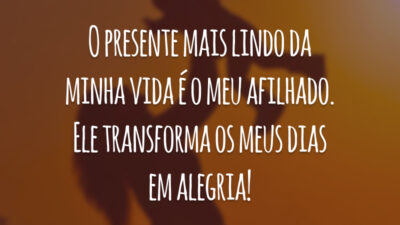 O presente mais lindo da minha vida é o meu afilhado. Ele transforma os meus dias em alegria!