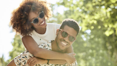 40 frases de 4 meses de namoro que celebram o amor e o companheirismo