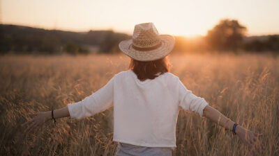50 frases de aceitação para viver em harmonia com você e com a vida