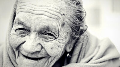 40 frases sobre envelhecer repletas de sabedoria e aceitação