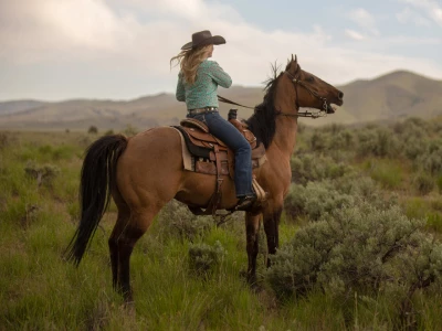 40 frases de cowgirl que mostram que as brutas também tem coração