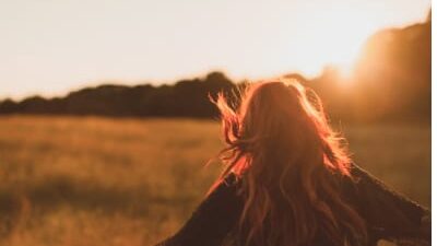 50 frases de liberdade para status que vão te dar asas