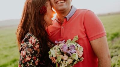 50 frases apaixonadas para status que revelam seus sentimentos