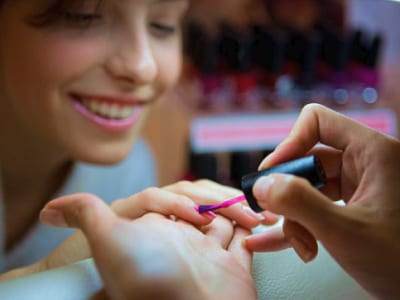 30 frases de manicure para quem está sempre com a unha feita