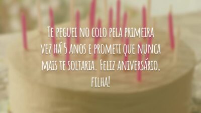 Te peguei no colo pela primeira vez há 5 anos e prometi que nunca mais te soltaria. Feliz aniversário, filha!