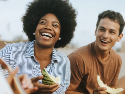 70 frases para amigos verdadeiros que mostram os que estão ao seu lado