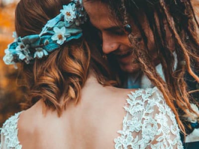 45 frases para recém-casados que celebram essa fase do relacionamento