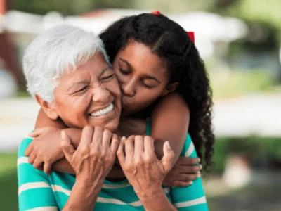 30 frases de Dia das Mães para avó que agradecem por tanto amor