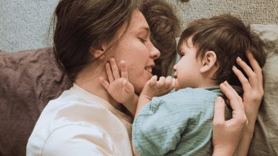 45 frases de mãe de menino que transbordam amor pelo seu filho