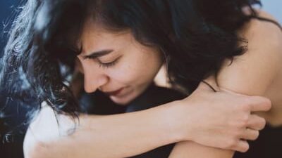 45 frases de reflexão sobre tristeza para te dar forças e vencer a sua