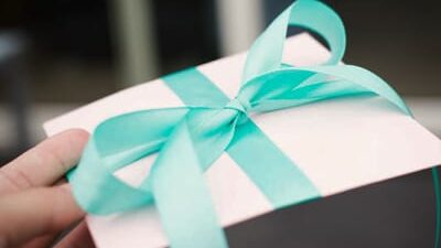40 frases para cartão de presente que celebram pessoas especiais