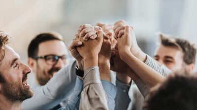 50 frases de agradecimento aos colegas de trabalho cheias de carinho