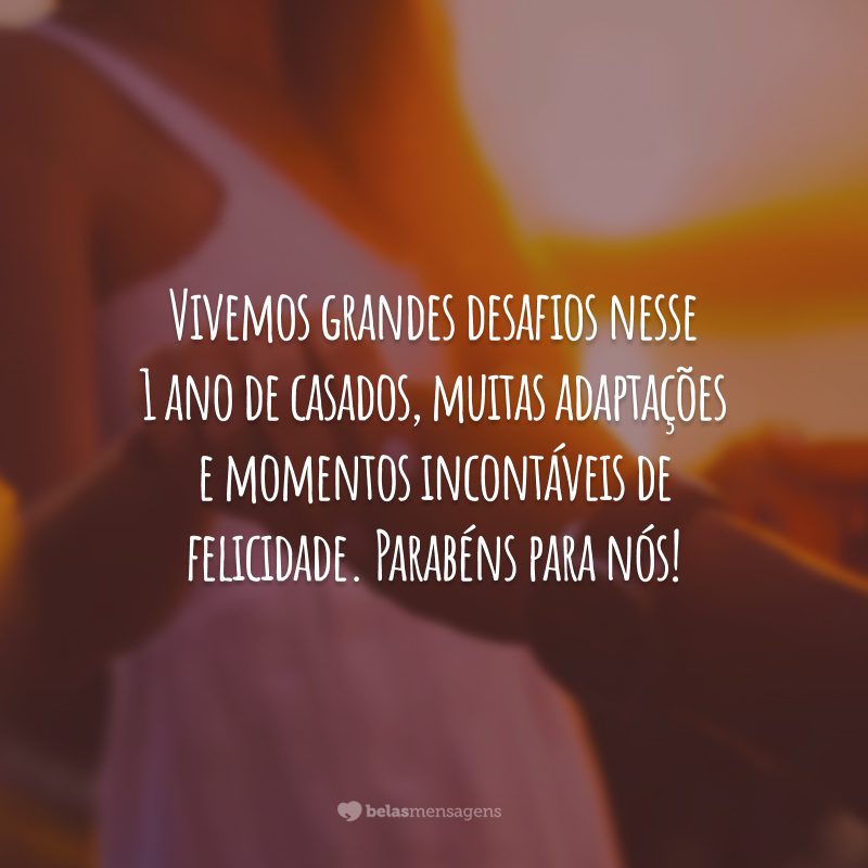 Vivemos grandes desafios nesse 1 ano de casados, muitas adaptações e momentos incontáveis de felicidade. Parabéns para nós!