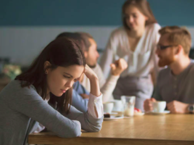 45 frases de falta de consideração para se proteger desse sentimento