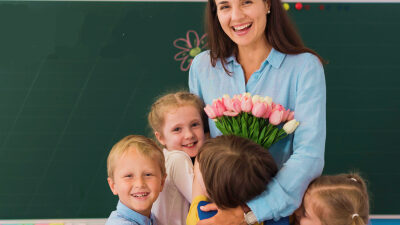 45 frases de Dia do Pedagogo que celebram a missão de ensinar
