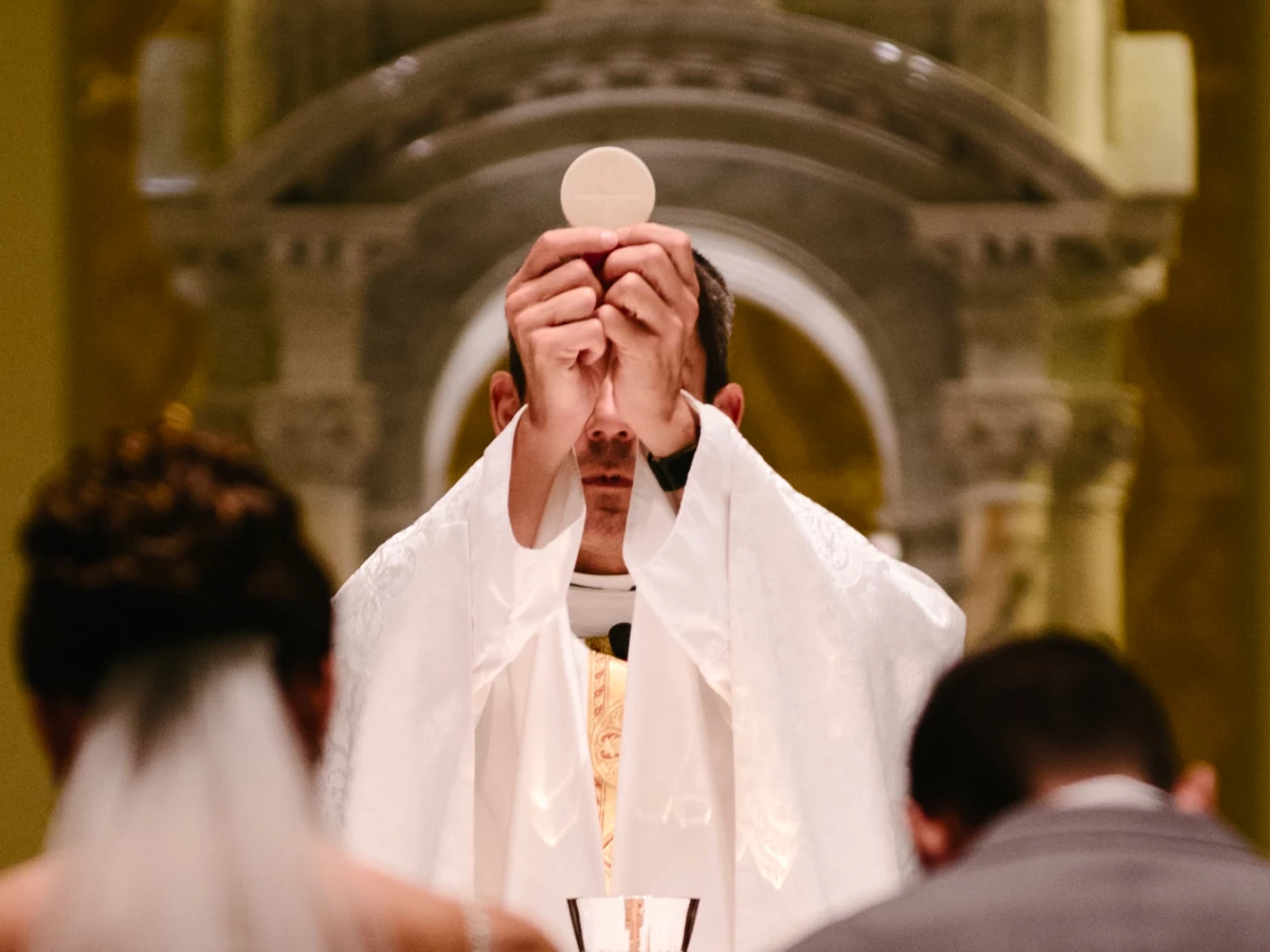 30 frases para Dia do Padre que celebram a vida desse sacerdote