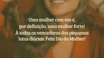 Uma mulher com voz