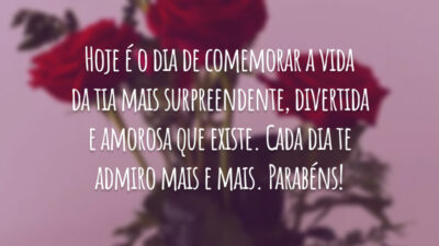Hoje é o dia de comemorar a vida da tia mais surpreendente, divertida e amorosa que existe. Cada dia te admiro mais e mais. Parabéns!