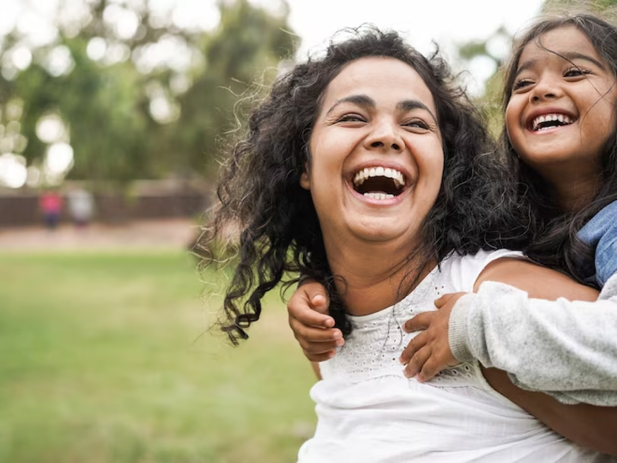 65 mensagens de tia para sobrinha que fortalecerão os laços familiares