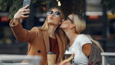 50 mensagens de aniversário para emocionar amiga e valorizar a amizade